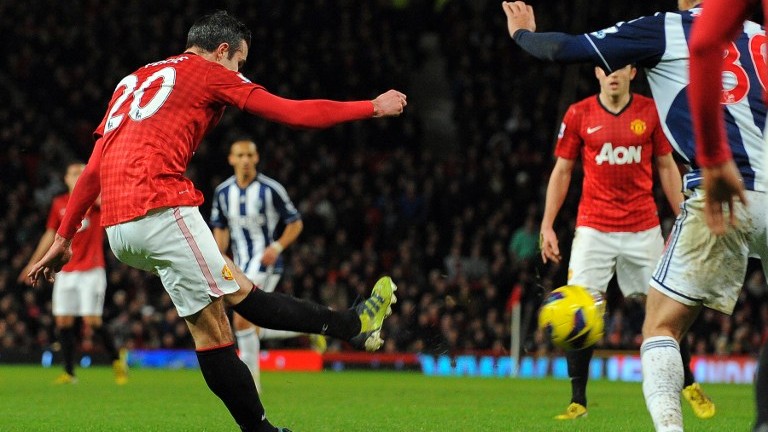 Van Persie resolve: gol no final garante vit&oacute;ria do Man Utd