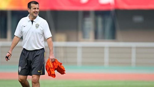 F&atilde; de La U, Dunga desprezou observa&ccedil;&otilde;es no exterior