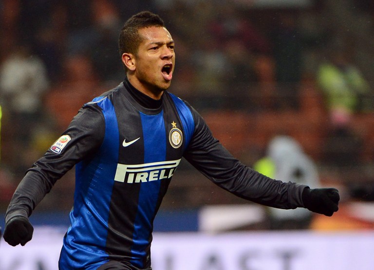 Guar&iacute;n, destaque da Inter na temporada, comemora mais um gol (AFP PHOTO / OLIVIER MORIN)