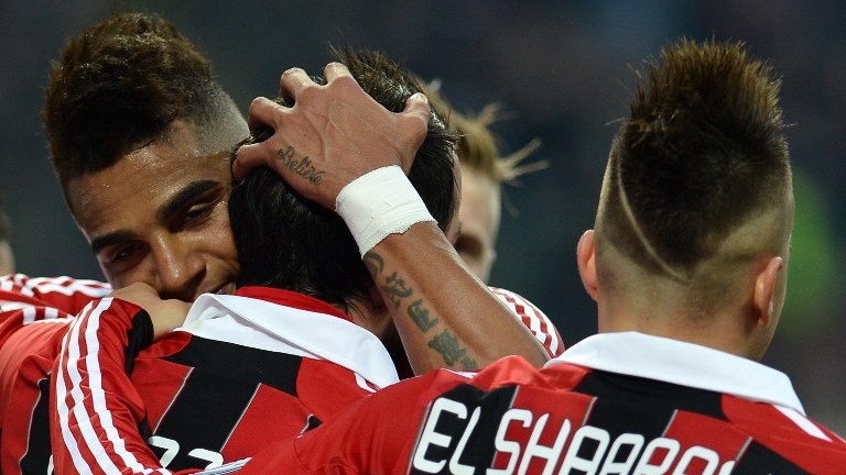 Vítima de racismo, Boateng é destaque na vitória do Milan