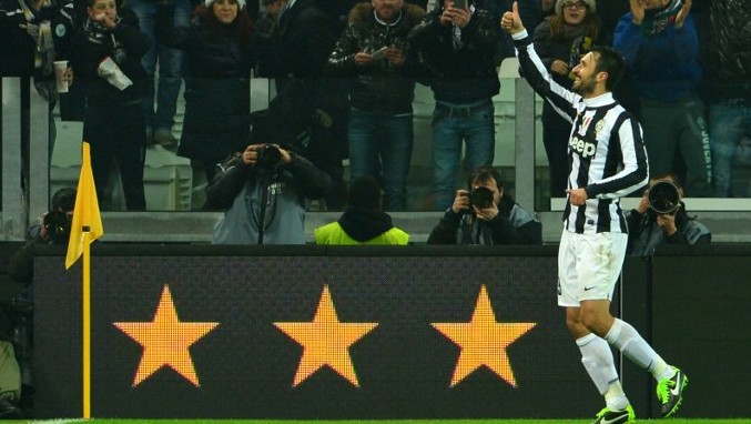 Vucinic: &ldquo;N&atilde;o temos estrelismo na Juventus&rdquo;