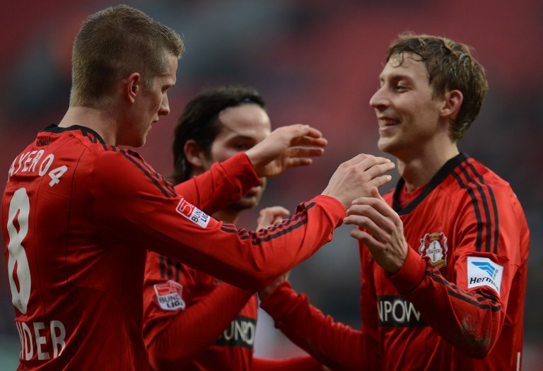 Leverkusen vira vice-l&iacute;der e p&otilde;e press&atilde;o no Dortmund