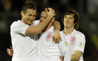 Inglaterra enfia 8 a 0 e alcança seu maior massacre em 25 anos