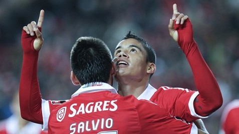 Benfica atropela Gil Vicente e mant&eacute;m lideran&ccedil;a