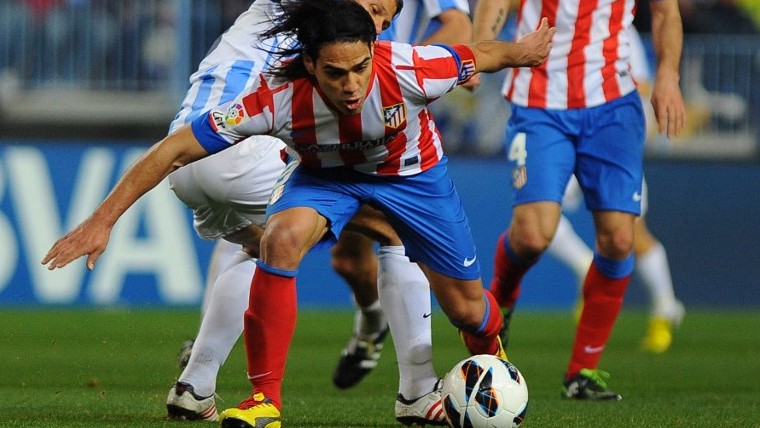 Málaga segura Atlético, mas vê Valencia chegando