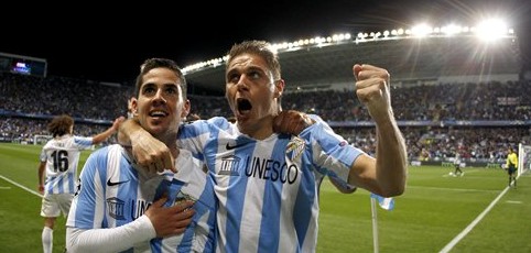 Pé quente: Santa Cruz marca e coloca Málaga nas quartas