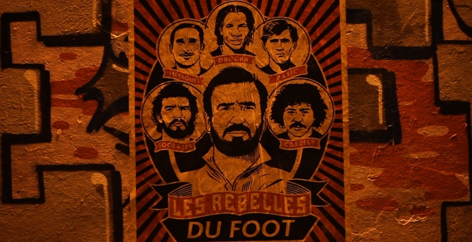 O atacante que trocou a fama na Europa por um pa&iacute;s independente