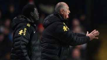 Felipão admite que Seleção não evoluiu contra a Rússia