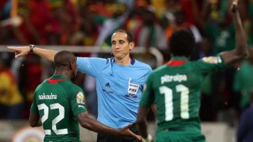 Fifa mantém árbitro suspenso pela CAF na pré-seleção à Copa