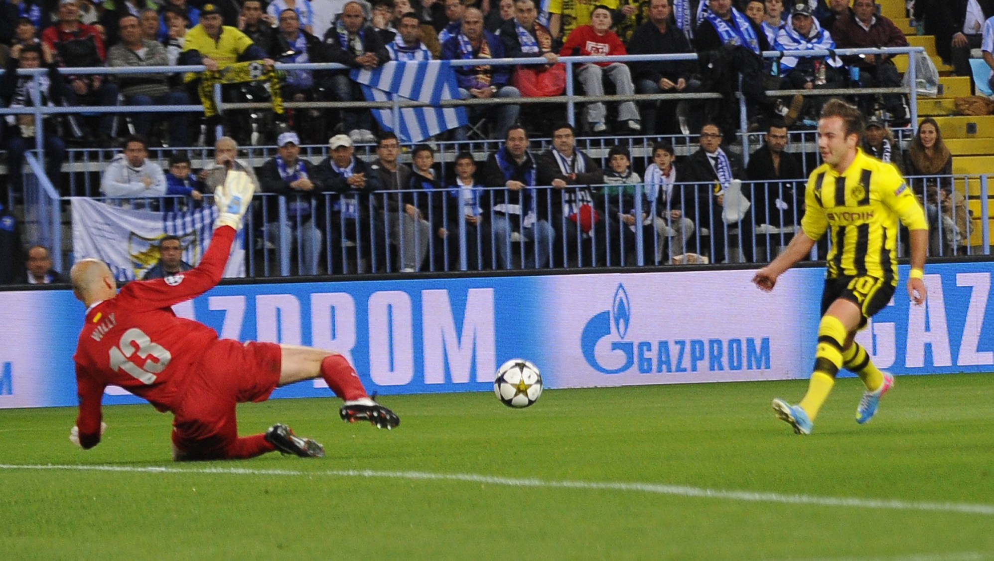 G&ouml;tze: &ldquo;Os gols que perdi s&atilde;o vergonhosos&rdquo;