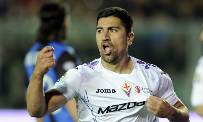 Fiorentina vence e mira Milan em busca por vaga na Champions