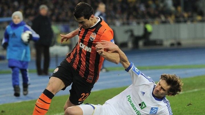 Mkhitaryan decide de novo. Desta vez, contra o Dynamo Kiev