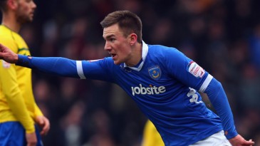 Rebaixado à 4ª divisão, Portsmouth é comprado por torcedores