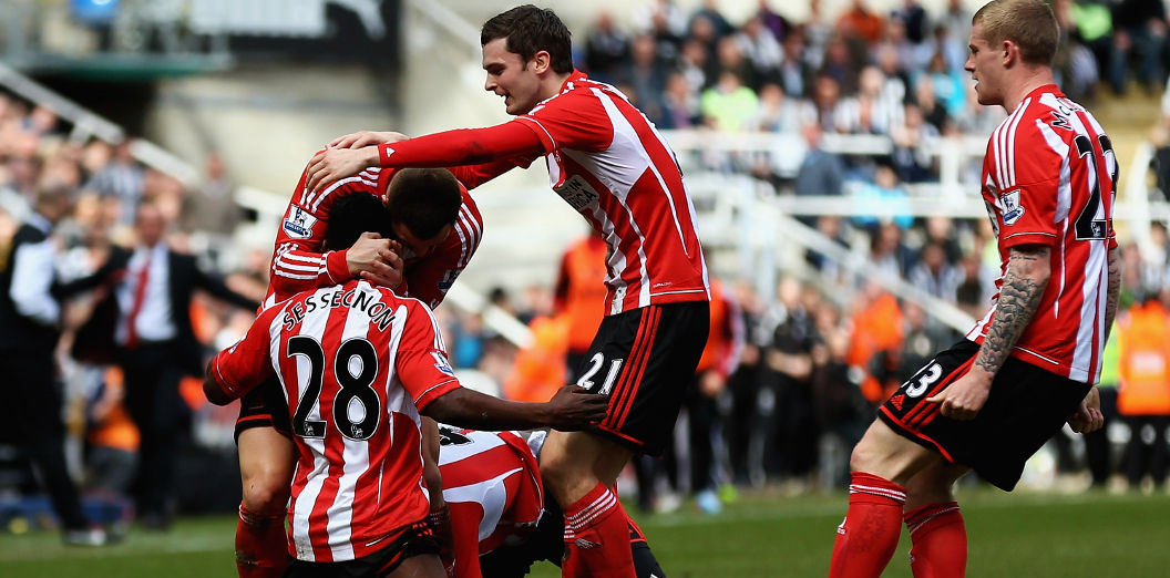 Em cl&aacute;ssico tenso, Sunderland afunda rival Newcastle