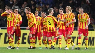 O time com o nome mais legal da Europa volta à elite