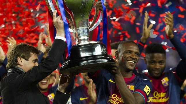 Exemplo de vida, Abidal quer seguir no topo indo ao Bayern