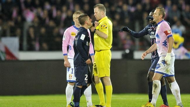 Ah, que &eacute; isso, o PSG est&aacute; descontrolado