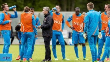 Jong Oranje encara o Europeu sub-21. Se for bem, Van Gaal agradece