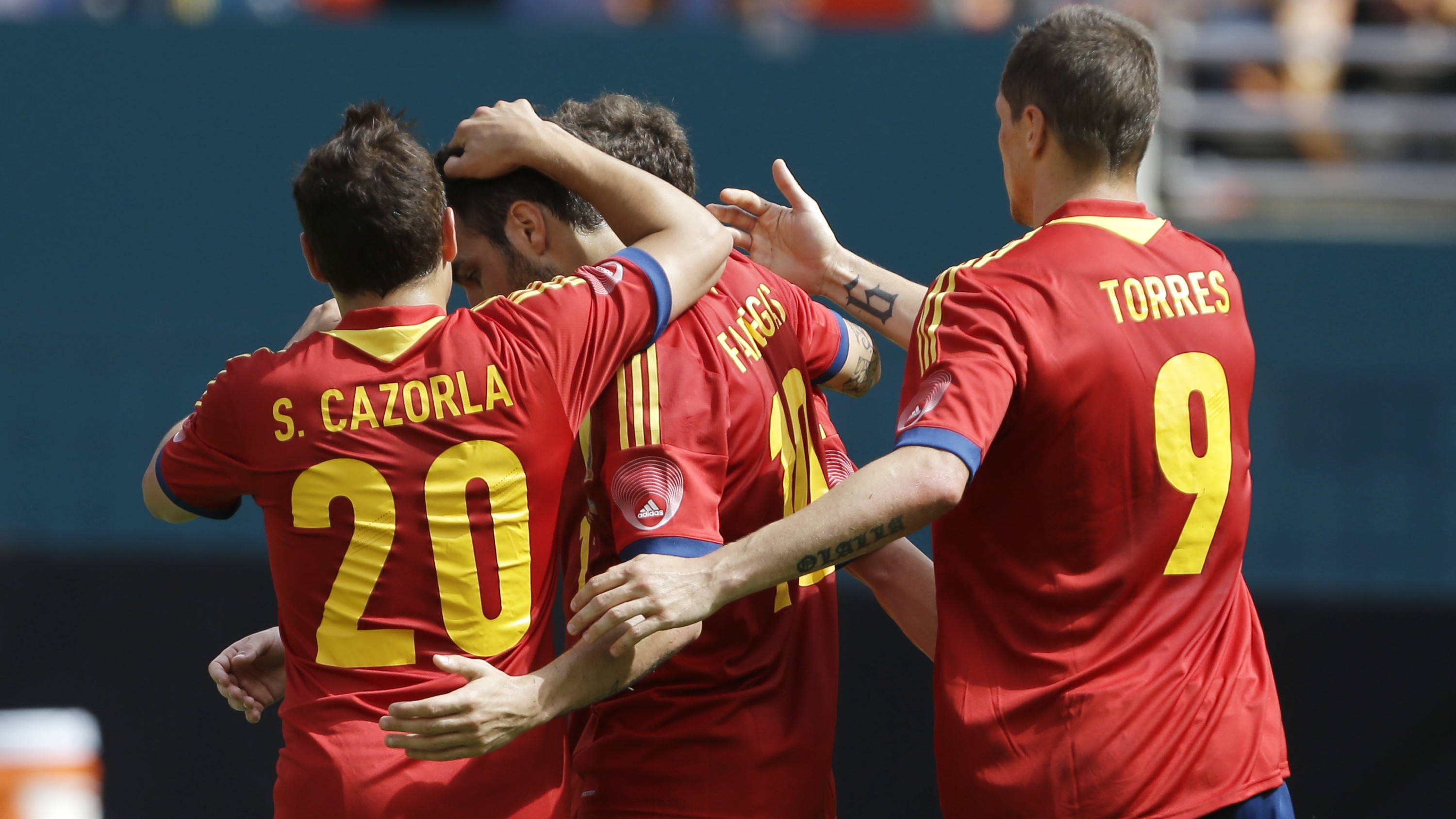 Espanha vence Haiti por pouco e aproveita mal a ocasi&atilde;o