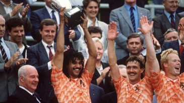 25 anos da Euro 1988: quando a Holanda aprendeu que podia