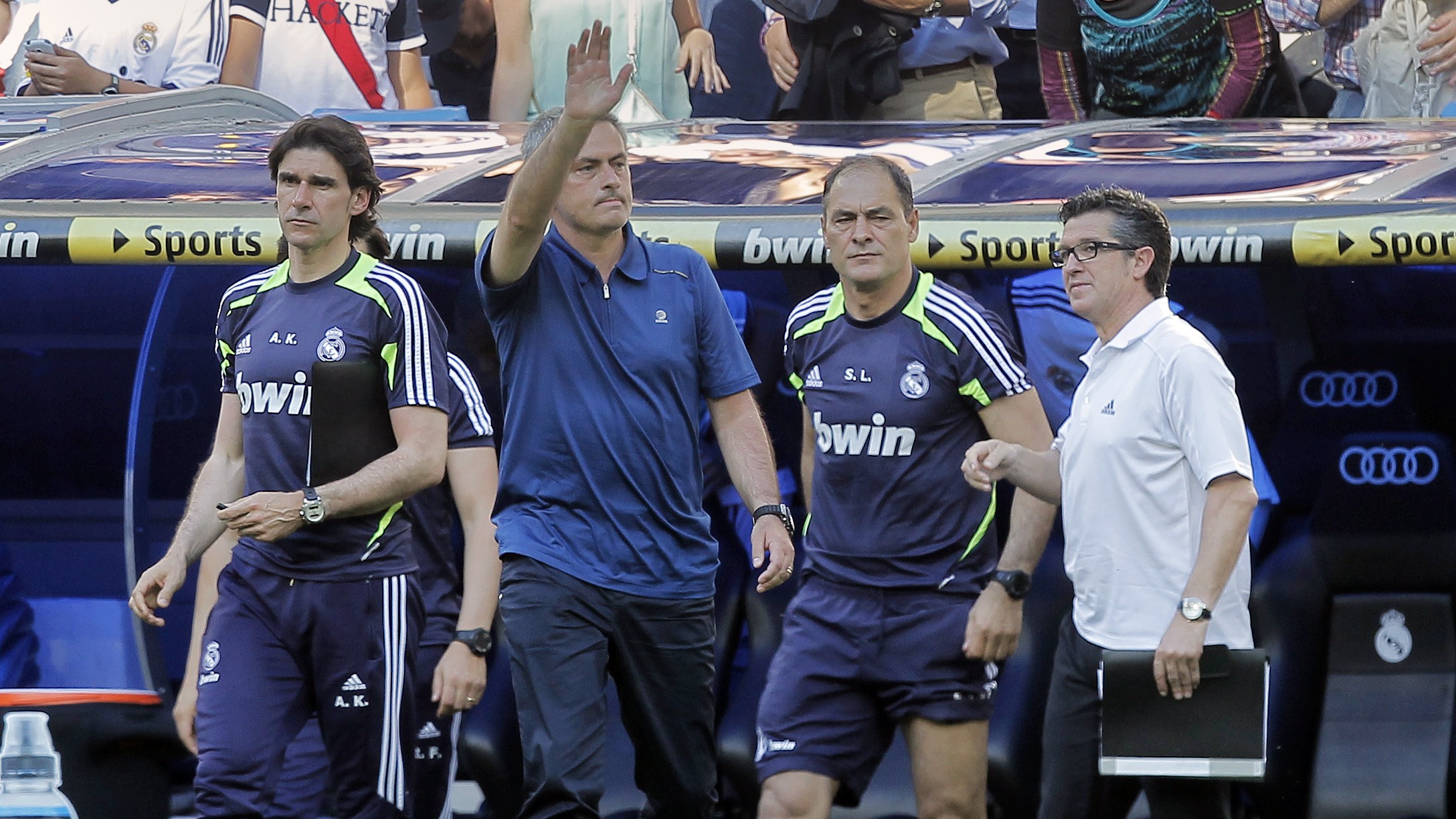 Jos&eacute; Mourinho, no seu &uacute;ltimo jogo como t&eacute;cnico do Real Madrid (AP Photo/Andres Kudacki)