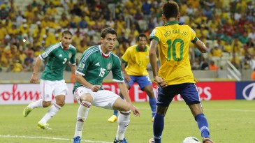 Neymar participa mais do jogo, brilha e leva Brasil à vitória