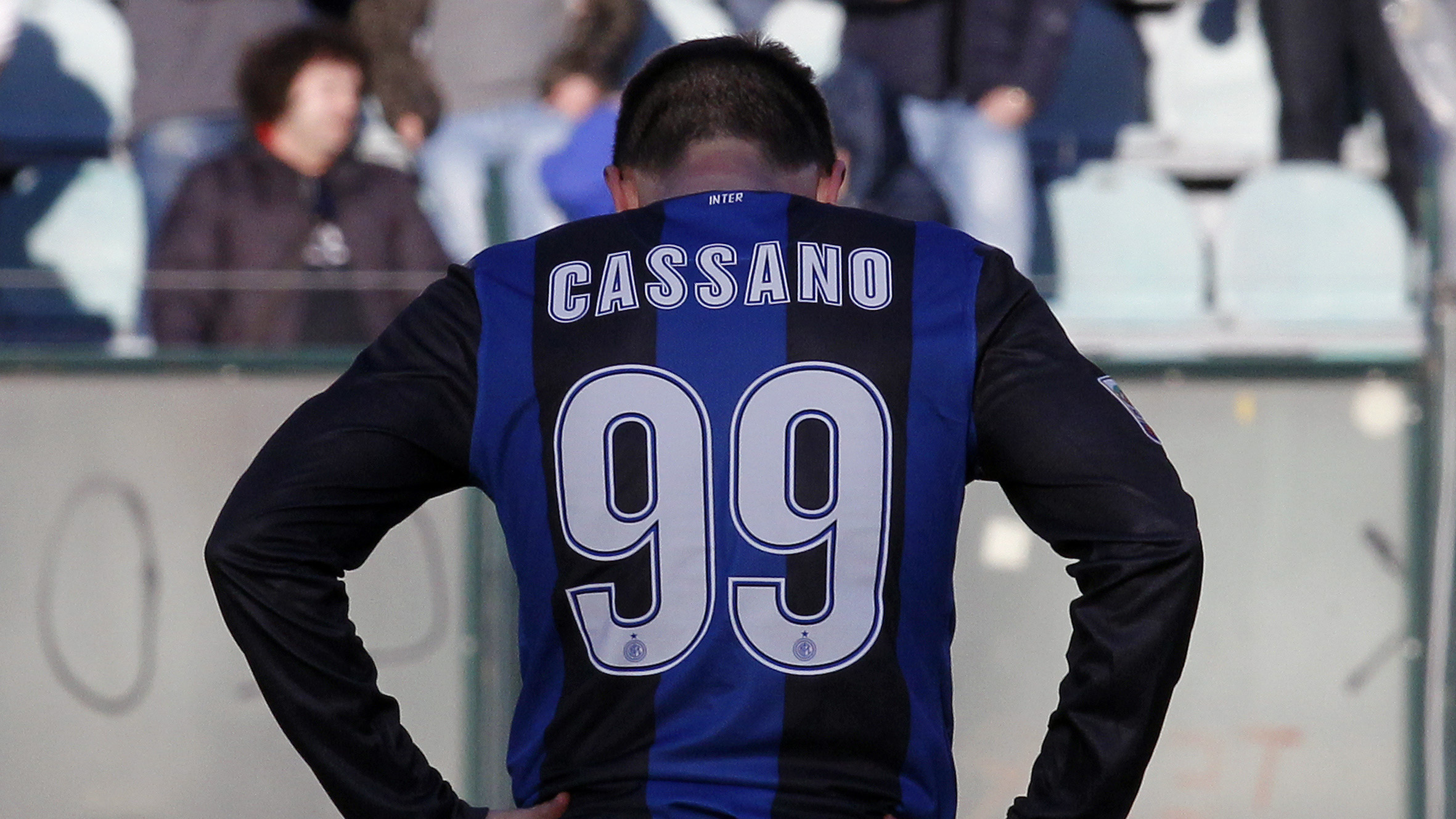 Cassano: de estrela da sele&ccedil;&atilde;o italiana ao Parma em um ano