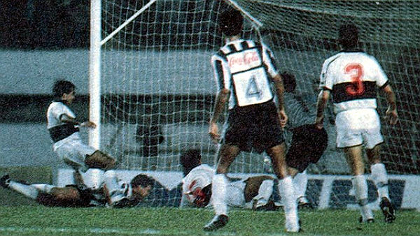 Há 21 anos, o Atlético pegou o Olimpia em uma final continental