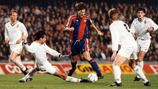 Michael Laudrup no tempo que era jogador do Barcelona