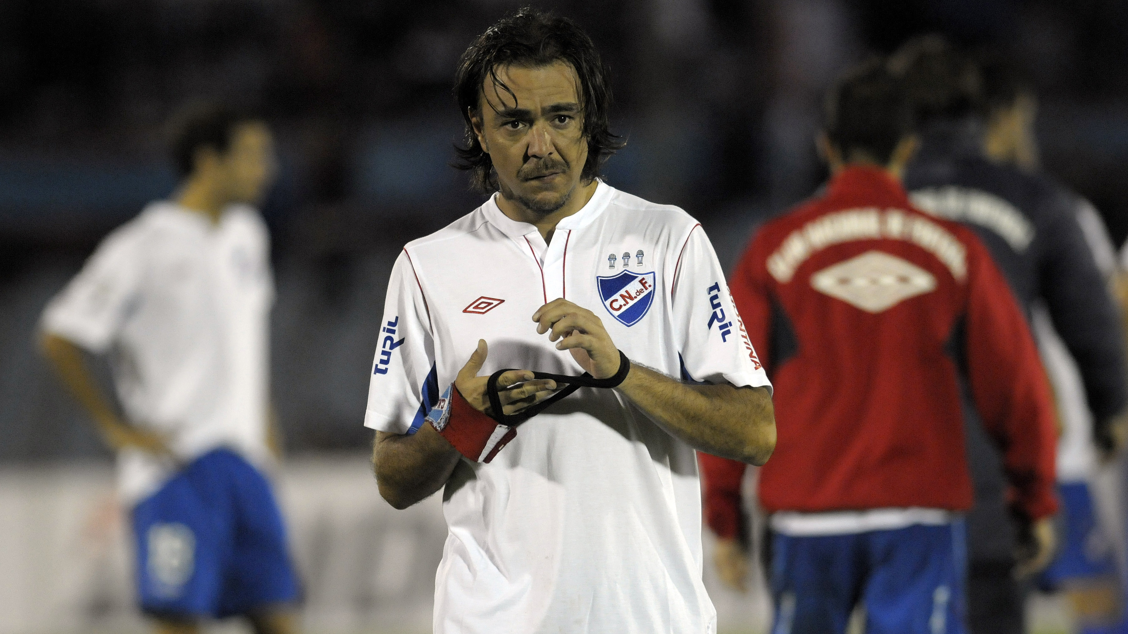 Renovar, recome&ccedil;ar e reestabelecer: as resolu&ccedil;&otilde;es do Nacional