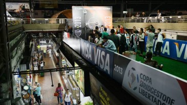 Torcedores salvam BH de passar batida na final da Libertadores