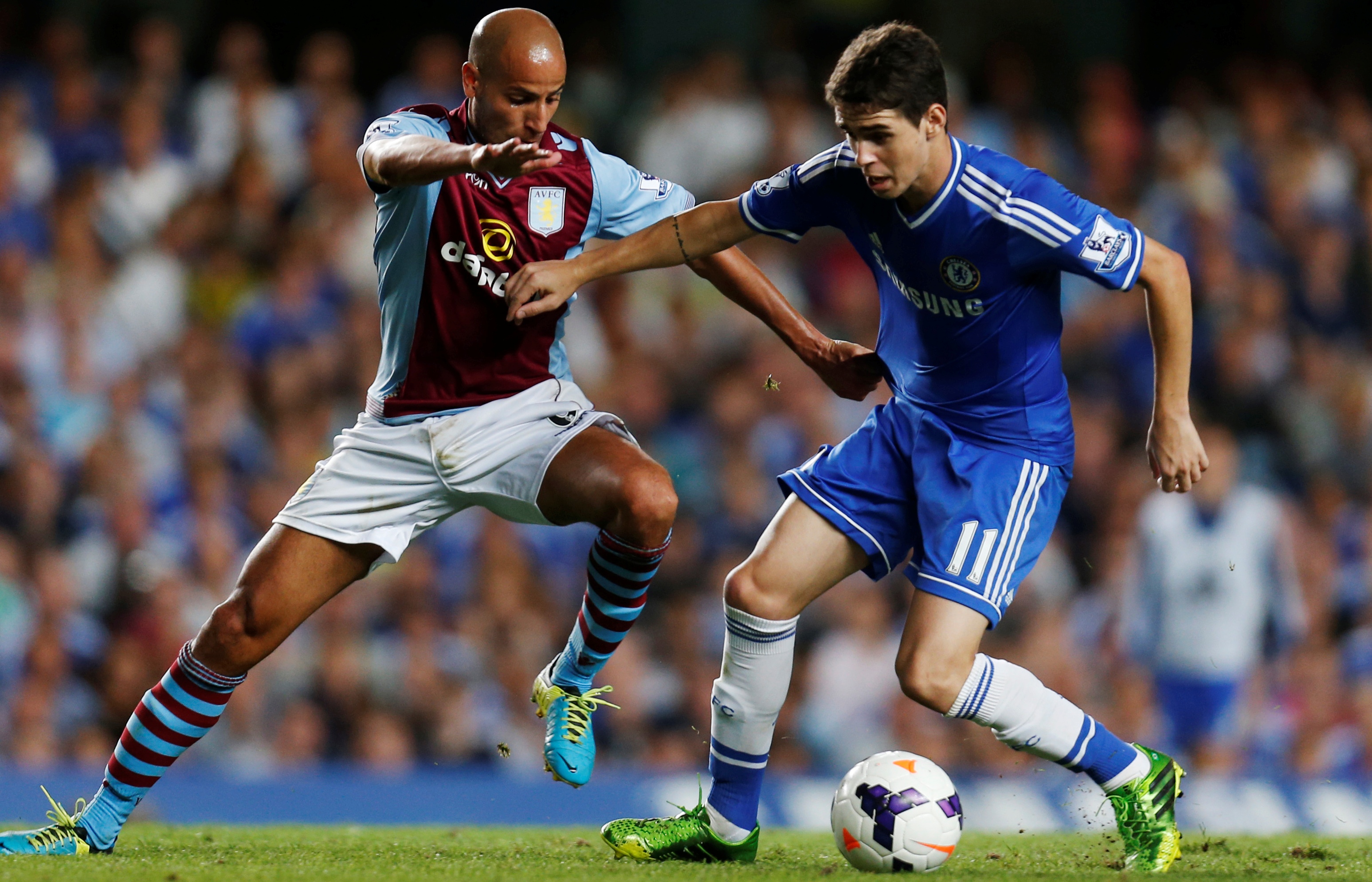 Oscar surge como pe&ccedil;a-chave no novo Chelsea de Mourinho