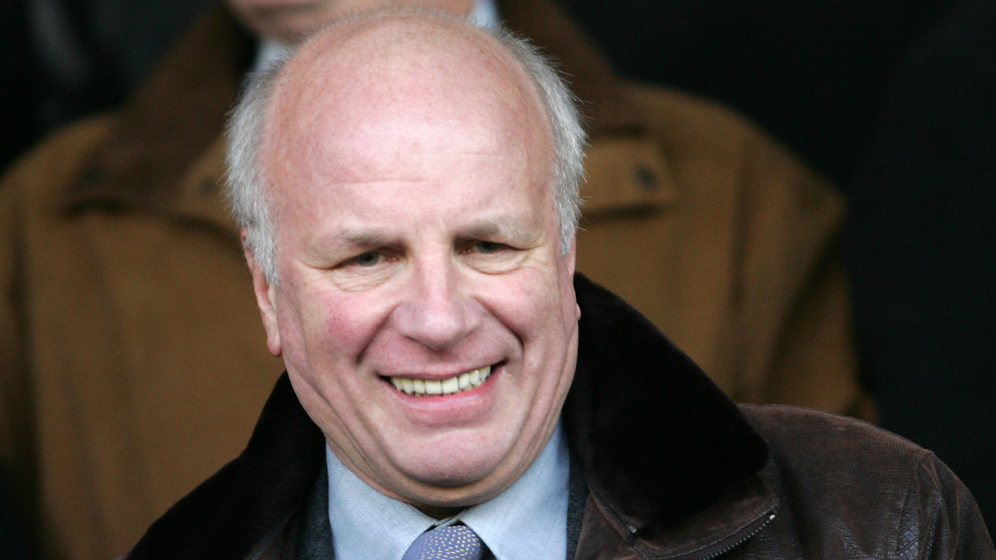 Greg Dyke assumiu a presid&ecirc;ncia da FA h&aacute; pouco mais de um m&ecirc;s (AP Photo/Sang Tan)