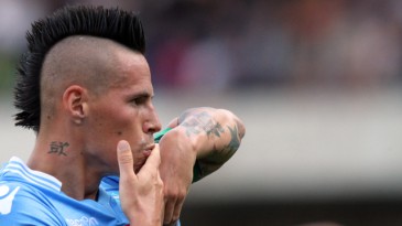 Napoli perde dois tenores, mas ganha um solista: Hamsik