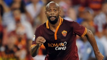 Convocação de Maicon mostra que faltam laterais direitos