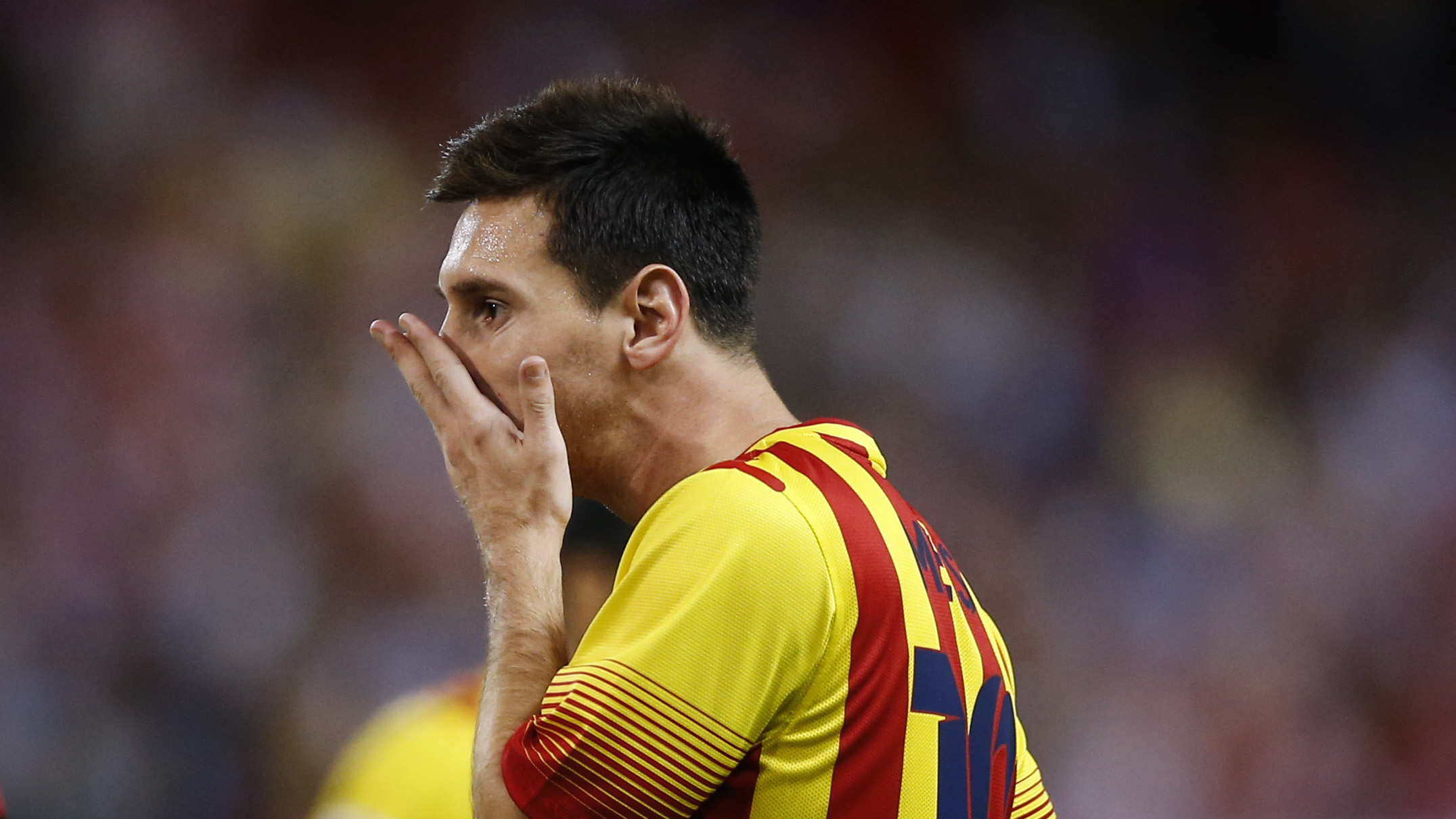 Messi n&atilde;o joga, mas ainda n&atilde;o &eacute; agora que Neymar vira titular