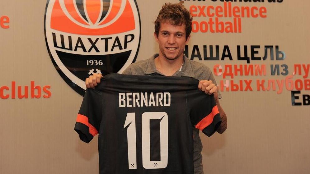 Bernard ganhou a camisa 10 do Shakhtar, que era de Willian