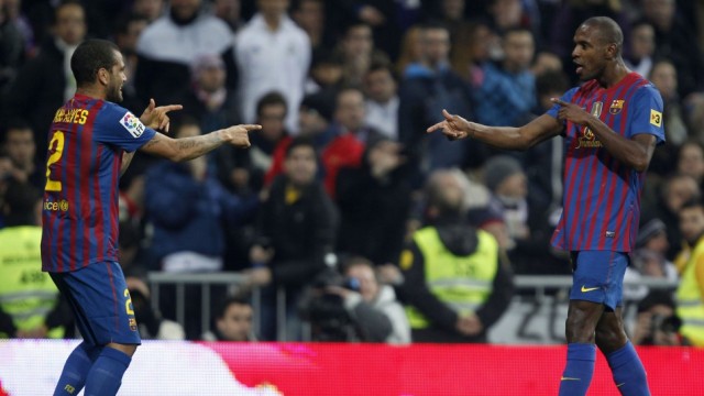 Daniel Alves quis arriscar a carreira para salvar Abidal