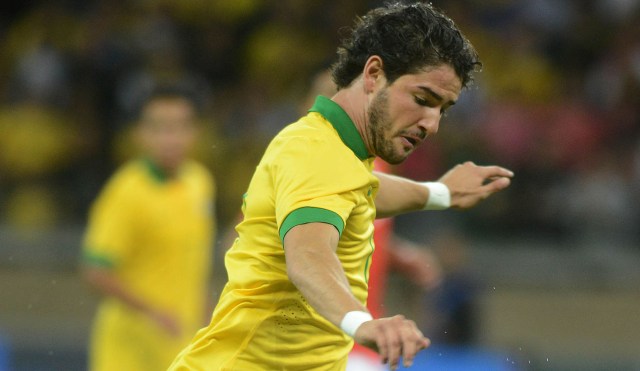Pato est&aacute; de volta &agrave; sele&ccedil;&atilde;o, mas nunca saiu dos planos