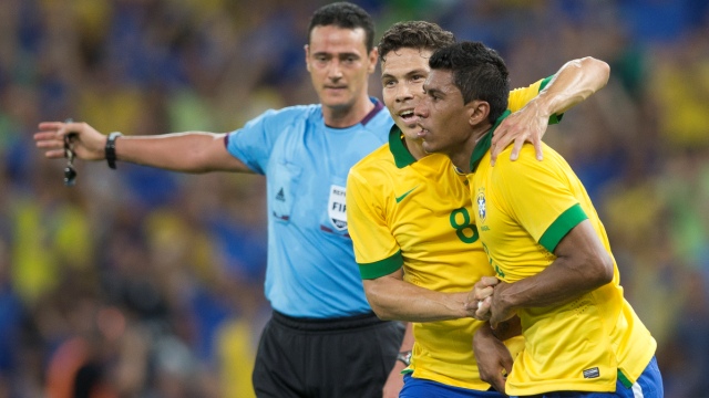 Paulinho e Hernanes