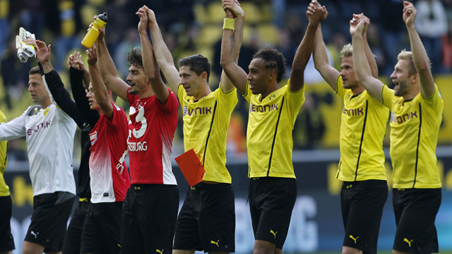 Na Alemanha, o Borussia Dortmund n&atilde;o para de golear