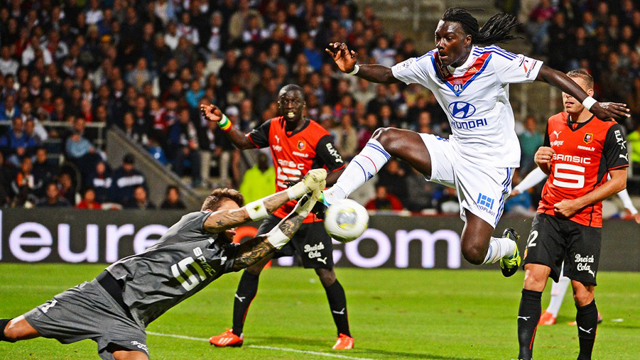 Gomis ganha nova chance no Lyon e pode ser op&ccedil;&atilde;o