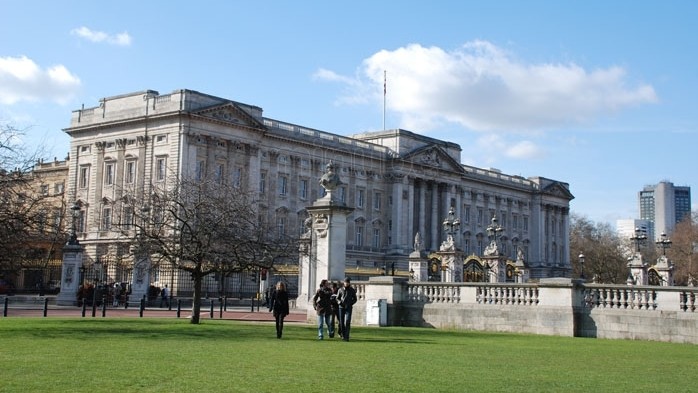 A festa de 150 anos da FA será no Palácio de Buckingham
