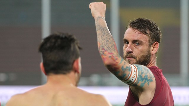 Em v&iacute;deo, Roma vai da derrota na Copa ao sucesso na Serie A