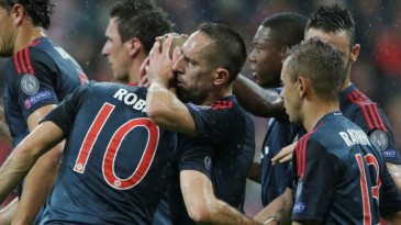 Extremos: a força coletiva do Bayern e o monopólio no PSG