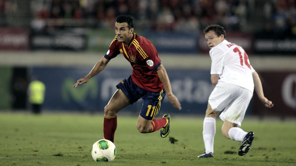 Espanha, de Pedro, est&aacute; praticamente classificada para a Copa  (AP Photo/Manu Mielniezuk)