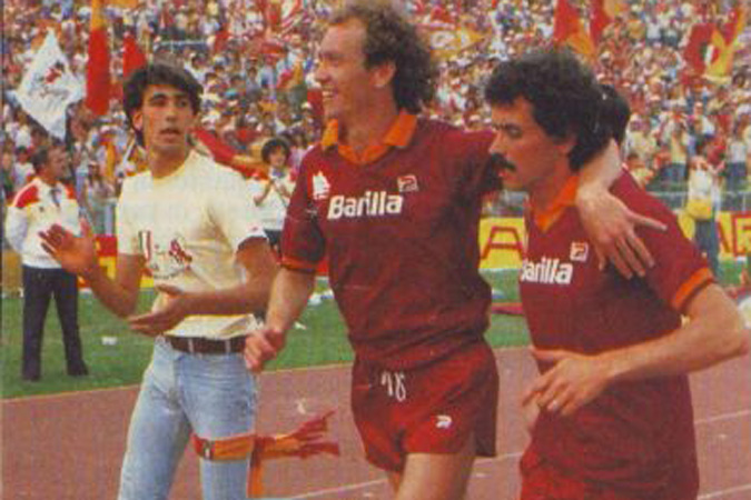 Falc&atilde;o foi campe&atilde;o italiano na terceira temporada pela Roma