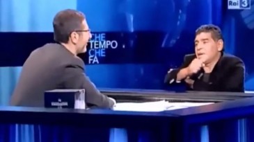 Maradona deu uma banana para o fisco italiano