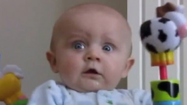 A técnica de Cristiano Ronaldo assusta até bebês