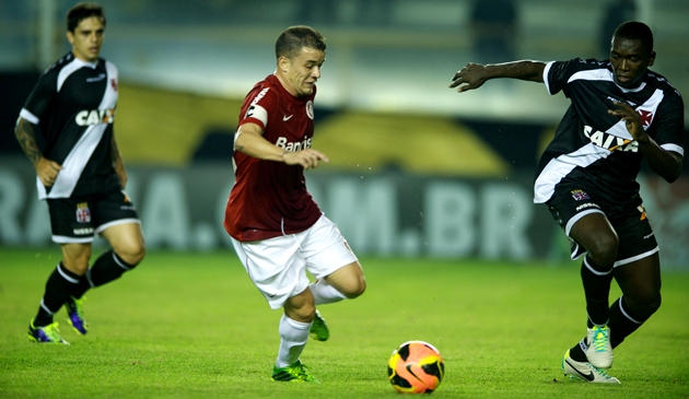 D'Alessandro &eacute; um dos poucos que tem se salvado no Inter